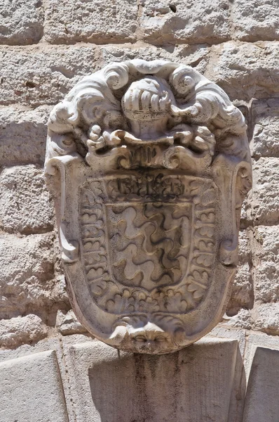 Bonelli escudo de armas. Barletta. Puglia. Italia . — Foto de Stock