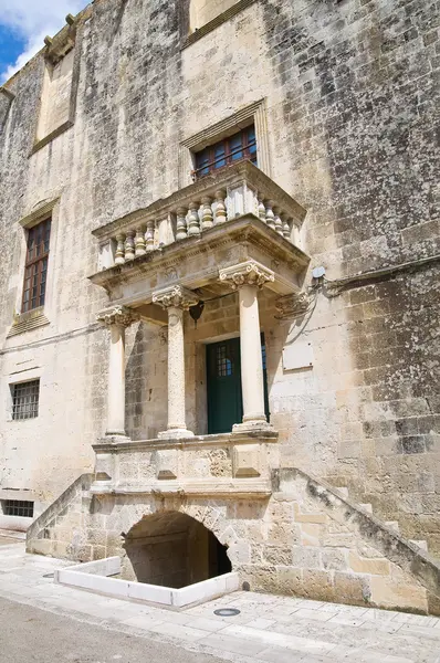 Palazzo Ducale di Castromediano-Limburgo. Cavallino. Puglia. Italia . — Foto Stock