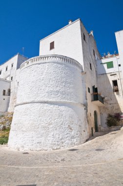 güçlendirilmiş duvarlar. Ostuni. Puglia. İtalya.