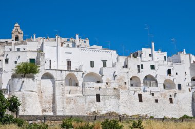 güçlendirilmiş duvarlar. Ostuni. Puglia. İtalya.