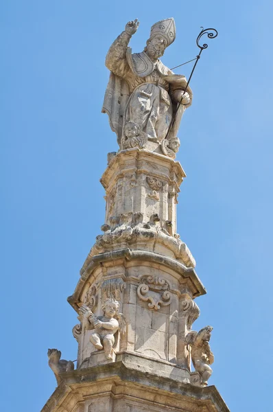 圣式样 oronzo 的尖塔。奥斯。普利亚大区。意大利. — 图库照片
