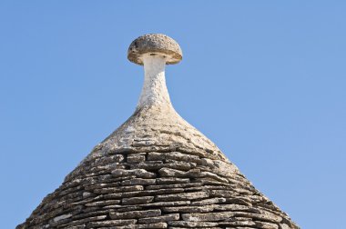 Alberobello 'nun çardağı. Puglia. İtalya..