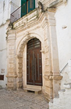 tarihi Saray. Cisternino. Puglia. İtalya.