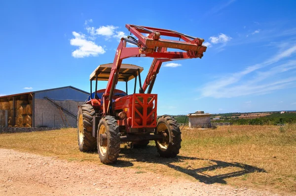 Mezőgazdasági traktor. — Stock Fotó