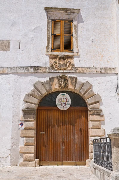 Pałac Biskupi. Ostuni. Puglia. Włochy. — Zdjęcie stockowe