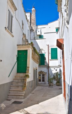 Ara sokakta. Martina Franca. Puglia. İtalya.