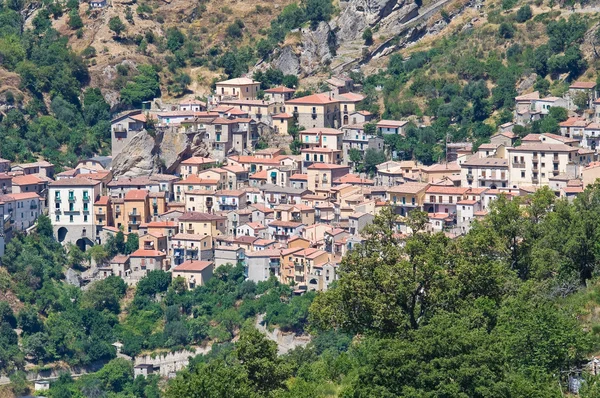 Castelmezzano의 전경입니다. 바실리카 타입니다. 이탈리아. — 스톡 사진