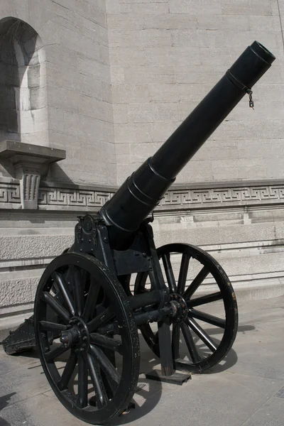 stock image Cannons at the Triumphal Arch in Brussels