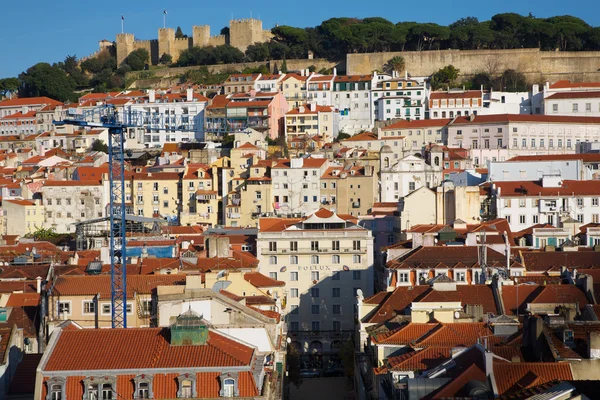 Alfama skyline in Lissabon, portugal — Stockfoto