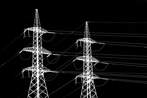 Torres de transmisión de energía eléctrica — Foto de Stock