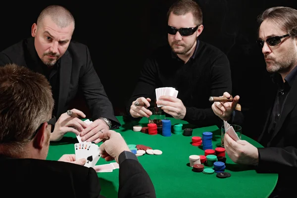 Jogo de cartas sério — Fotografia de Stock