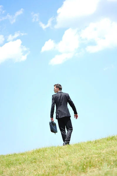 Człowiek biznesu, krótkiego spaceru — Zdjęcie stockowe