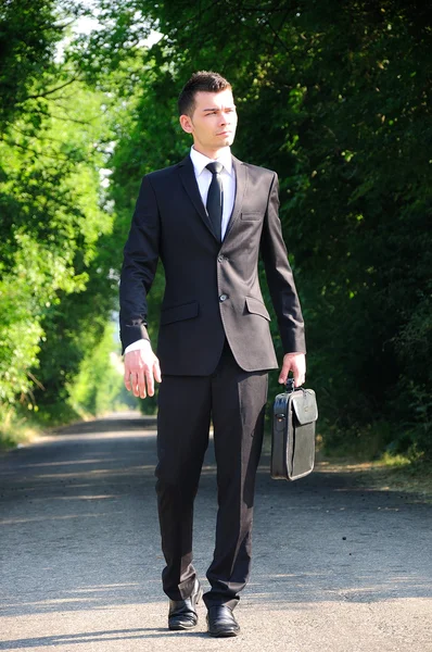 Człowiek biznesu, krótkiego spaceru — Zdjęcie stockowe