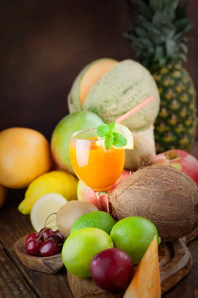 Variedade de frutos — Fotografia de Stock