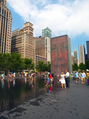 taç çeşme, chicago