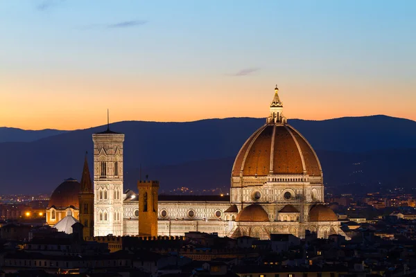 Florence cathdral v soumraku, Toskánsko, Itálie — Stock fotografie