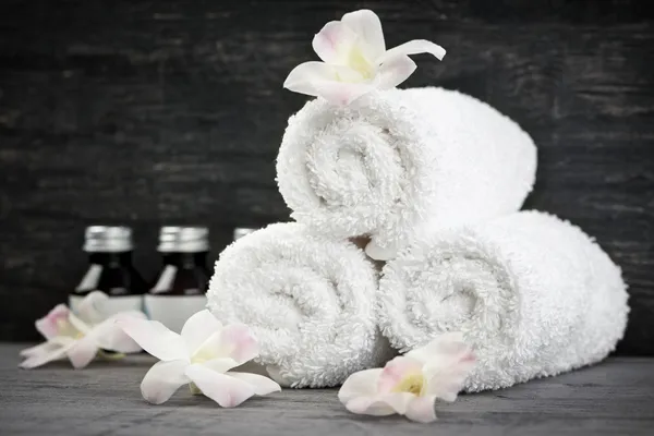 Rolled up towels at spa — Stock Photo, Image