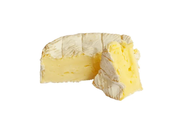 Dos trozos de queso francés - Camembert . — Foto de Stock
