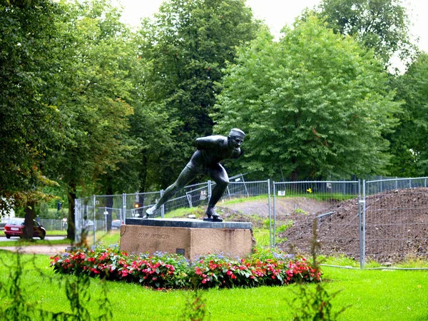 Oscar Mathisen statue — Stock Photo, Image