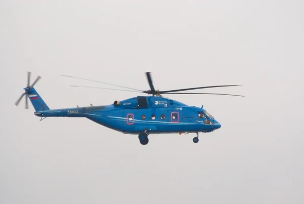Вертолет Ми-38 — стоковое фото