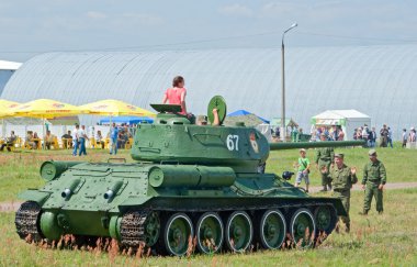 t-34 tarihsel muharebe tankı