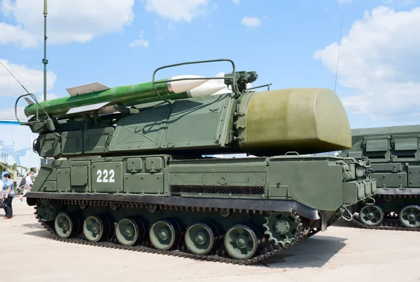 Buk-M lanzamisiles antiaéreos móviles — Foto de Stock