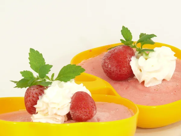 Dessert, aardbei vruchten — Stockfoto