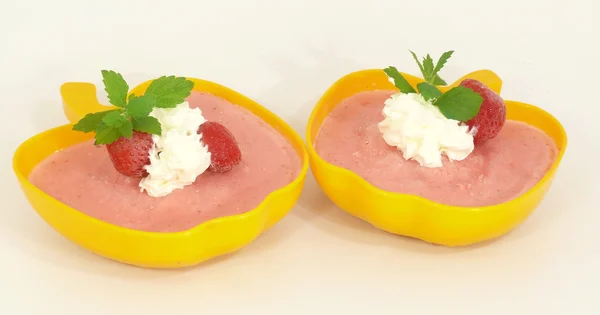 イチゴのデザート フルーツ クリーム — ストック写真