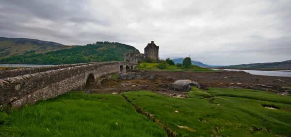 Eilean donan slott — Stockfoto