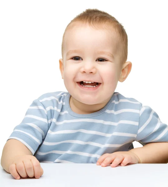 Ritratto di un simpatico bambino allegro — Foto Stock