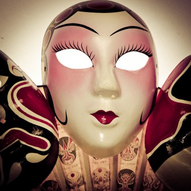 Çin antik opera maskesi