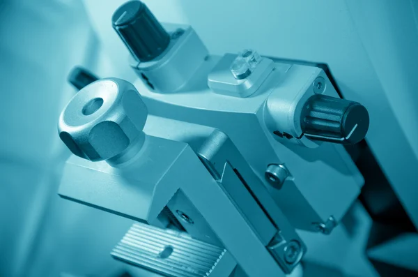 Медицинское оборудование микротомная машина для нарезки — стоковое фото