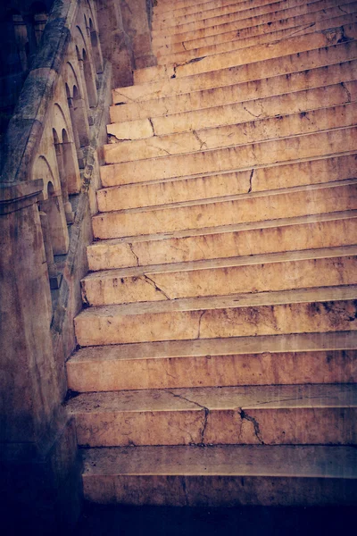 Древняя лестница — стоковое фото