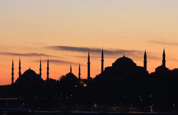 Blue mosque and Hagia Sophia — Stock Photo, Image