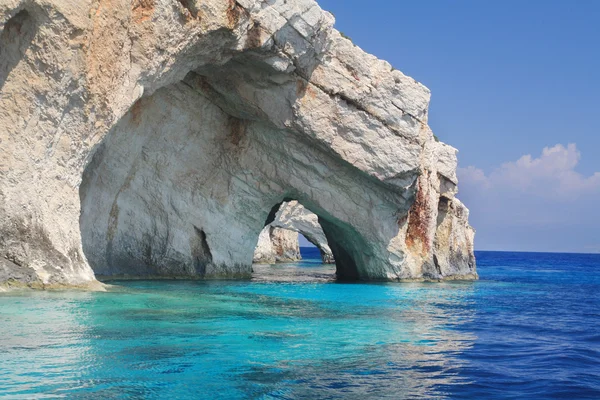Blauwe grotten op het eiland Zakynthos, Griekenland Stockfoto