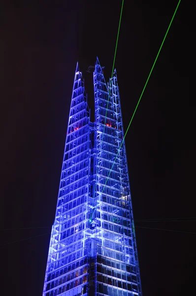 Spectacle lumière et laser pour l'ouverture Shard — Photo
