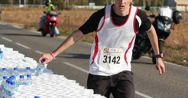 Maratón de Ravitaillement liquide sur un — Foto de Stock