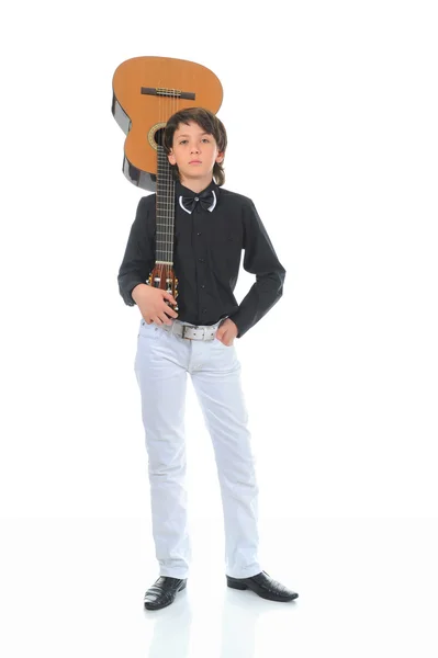 Pequeno músico tocando guitarra — Fotografia de Stock