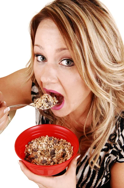 Hladová dívka jíst. — Stock fotografie