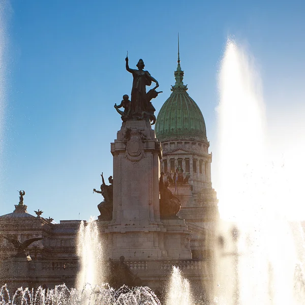 Gebouw van het Congres en de fontein in buenos aires, Argentinië — Stockfoto