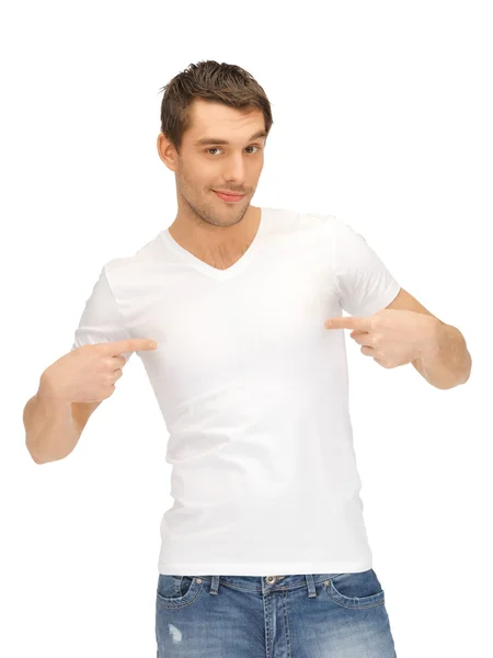 Красивый мужчина в белой рубашке — стоковое фото