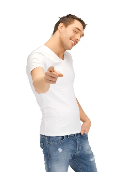 Man in wit overhemd zijn vinger — Stockfoto
