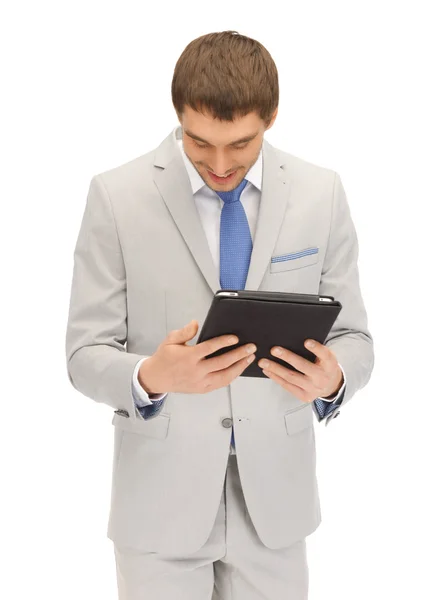 Szczęśliwy człowiek z komputerem typu tablet pc — Zdjęcie stockowe