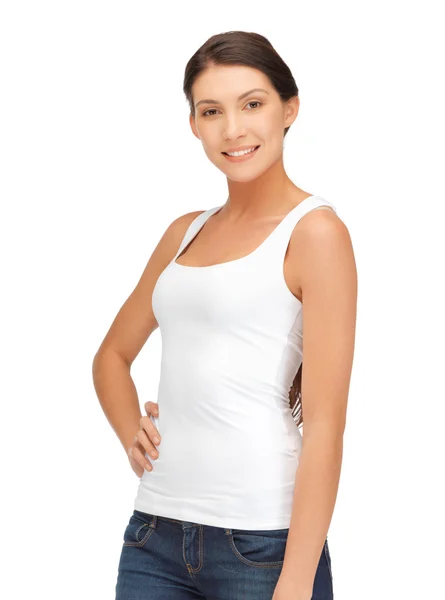 Adolescente souriante en t-shirt blanc vierge — Photo