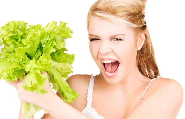 Šťastná žena s hlávkovým salátem — Stock fotografie