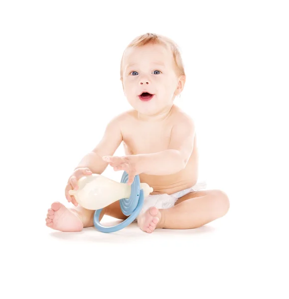 Büyük emzik ile erkek bebek — Stok fotoğraf