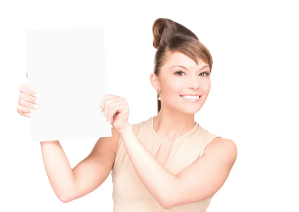 Mujer feliz con tablero en blanco —  Fotos de Stock