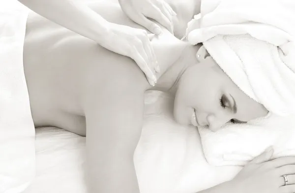Monokrom massage — Stockfoto