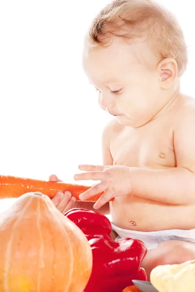 野菜と男の赤ちゃん — ストック写真