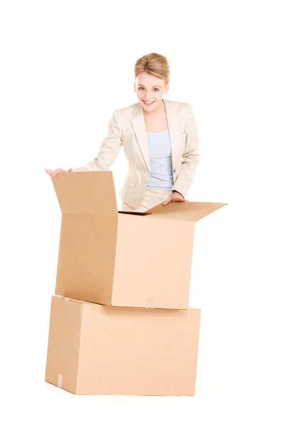 Empresária com caixas — Fotografia de Stock